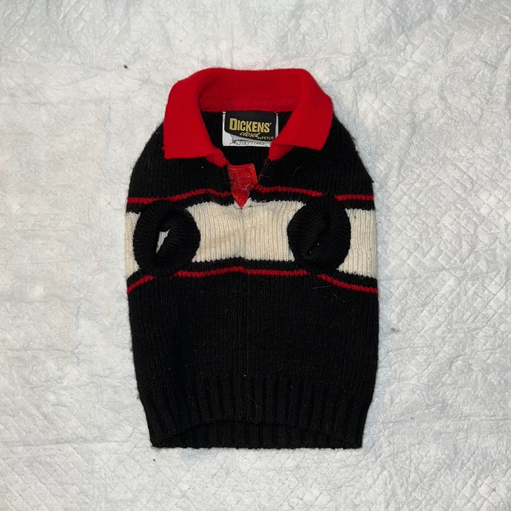 Dickens Pet Sweater